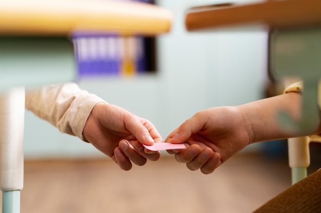 车辆温度传感器坏了有什么特征？